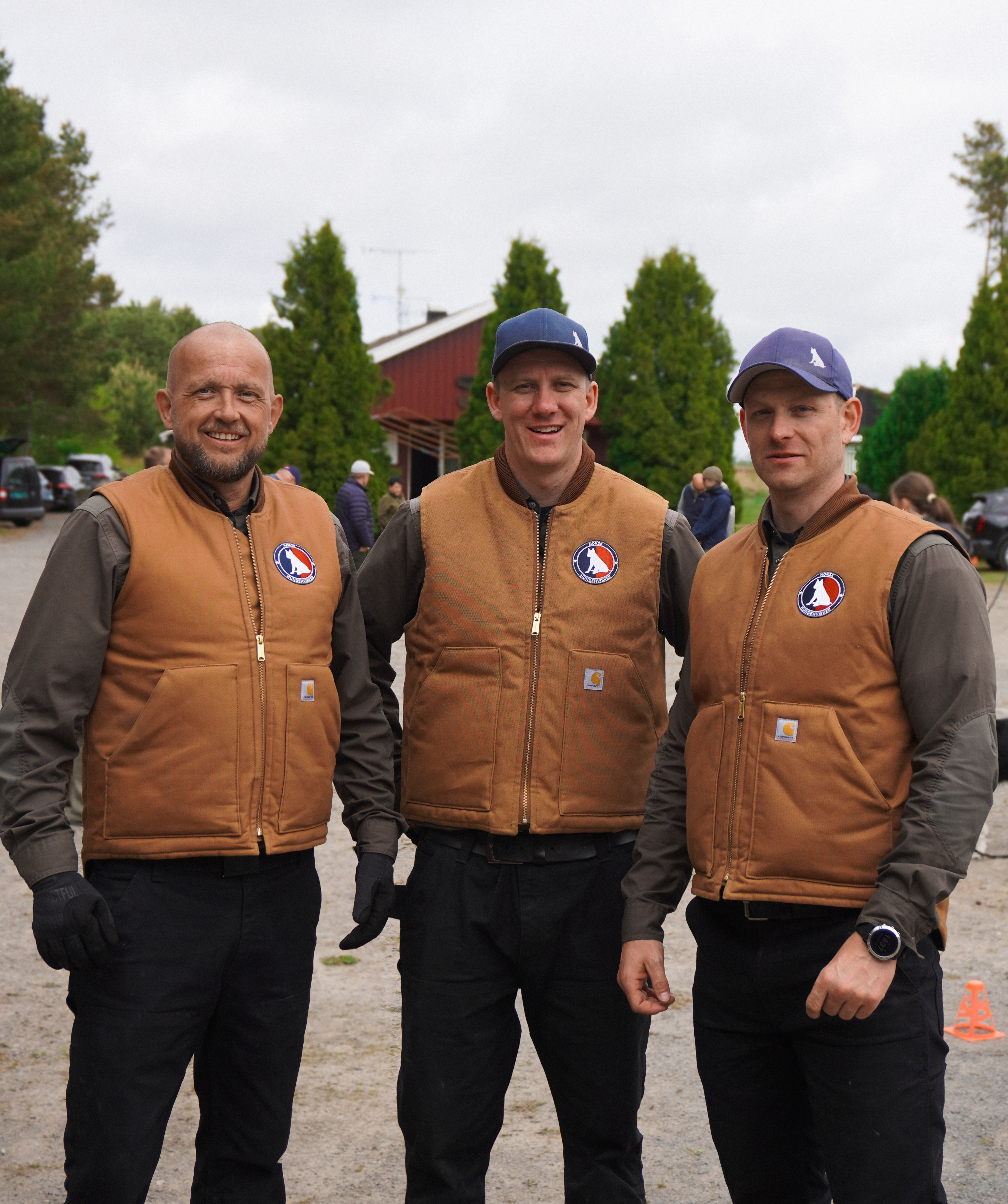 Hundehviskerne dedikerte team av hundetrenere